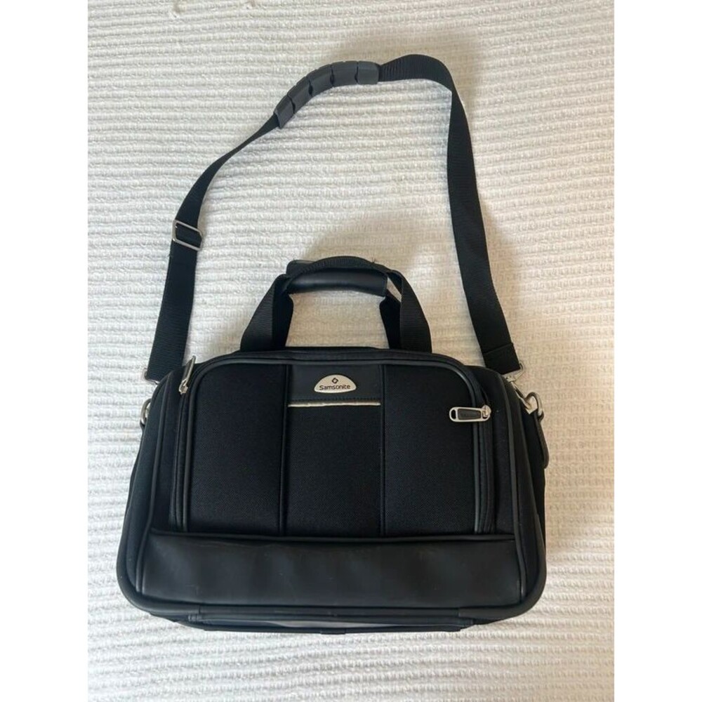 Vintage Black Samsonite Laptop Messenger Bag Carry Shoulder Bag Corporate Office